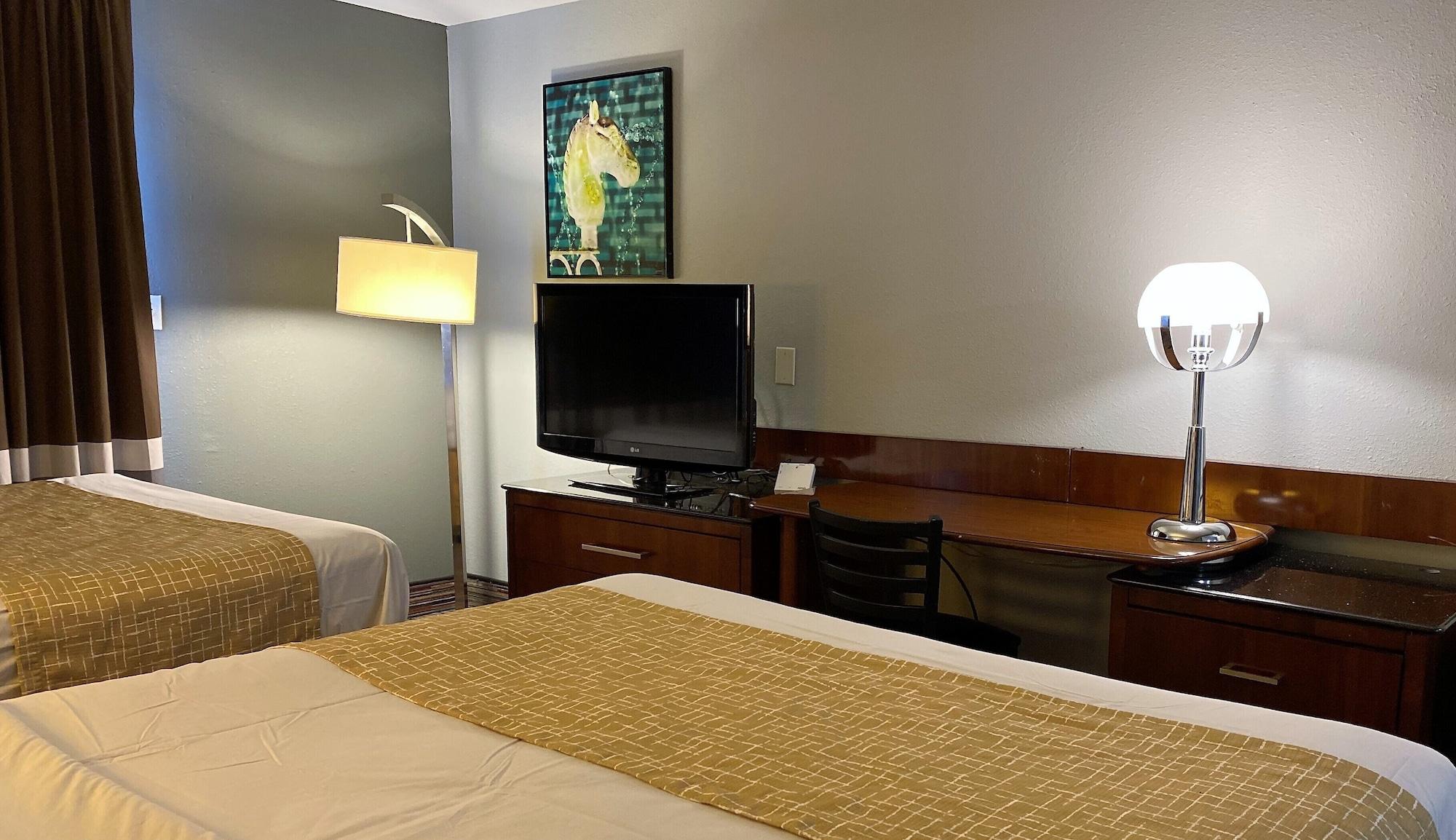 Travelodge By Wyndham בלומינגטון מראה חיצוני תמונה